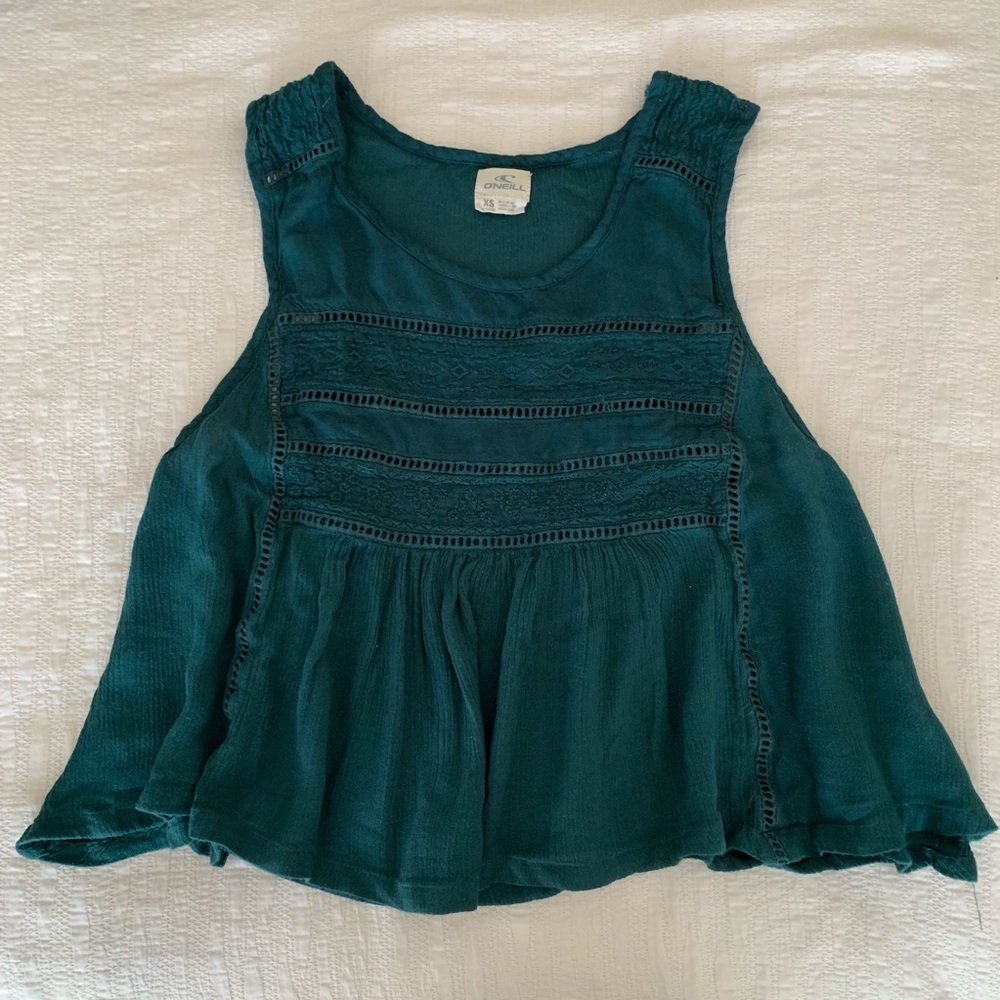 O’NEILL sleeveless crop top